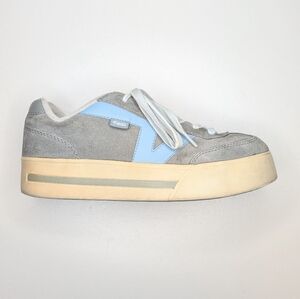 Vans vintage baby blue suede platform sneakers skate shoes lace up size 8.5
